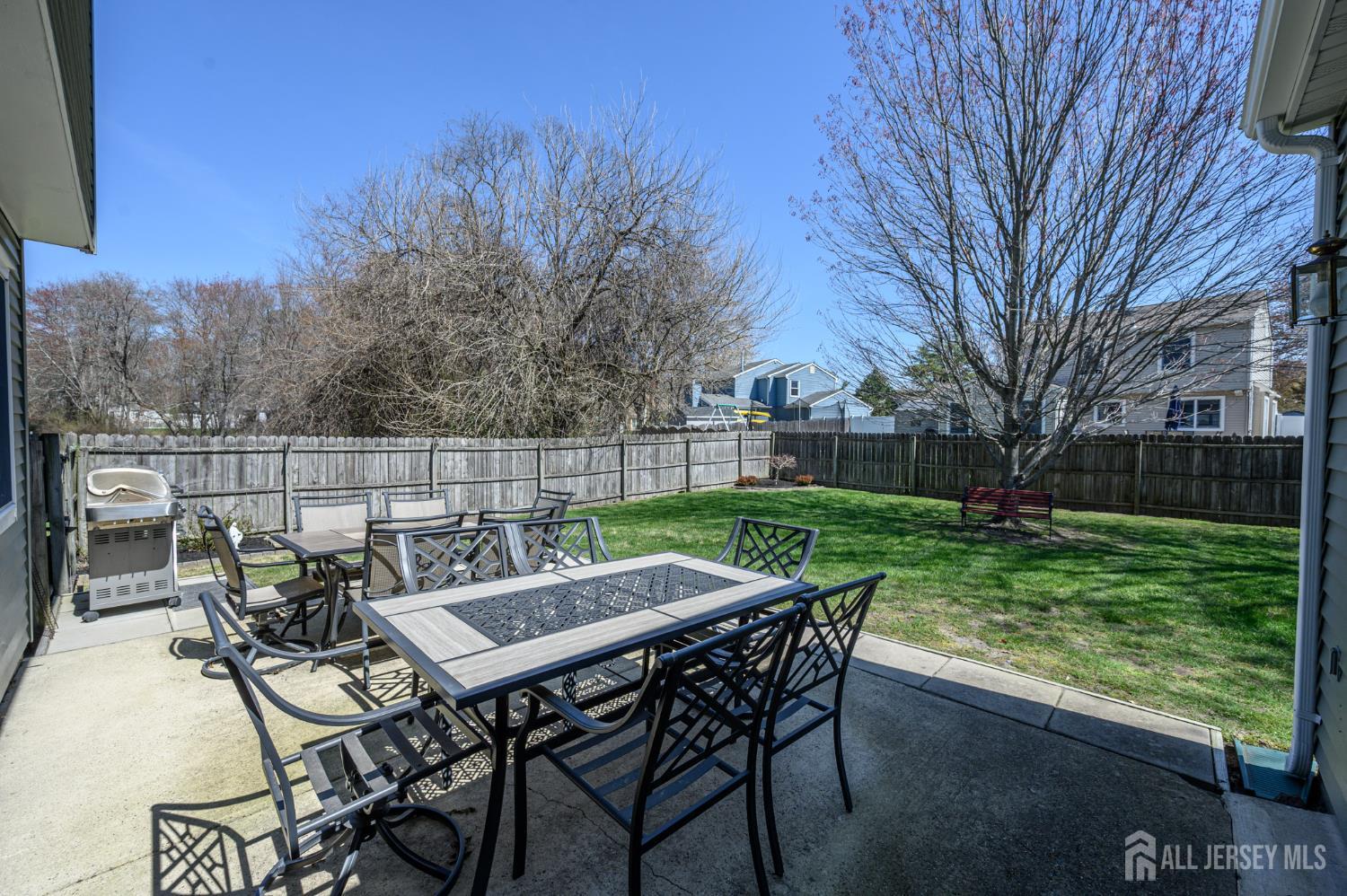 109 Concord Circle Howell, NJ 07731 - Photo 34 of 42