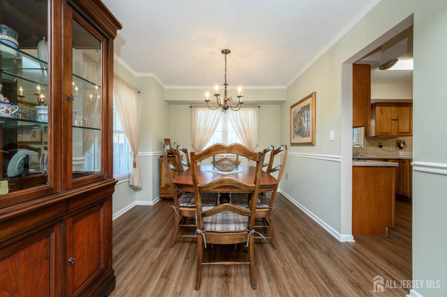 109 Concord Circle Howell, NJ 07731 - Photo 7 of 42