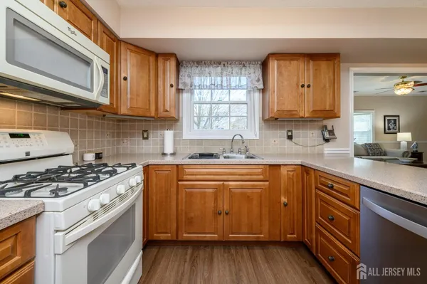 $699,000 | 109 Concord Circle, Howell, NJ 07731