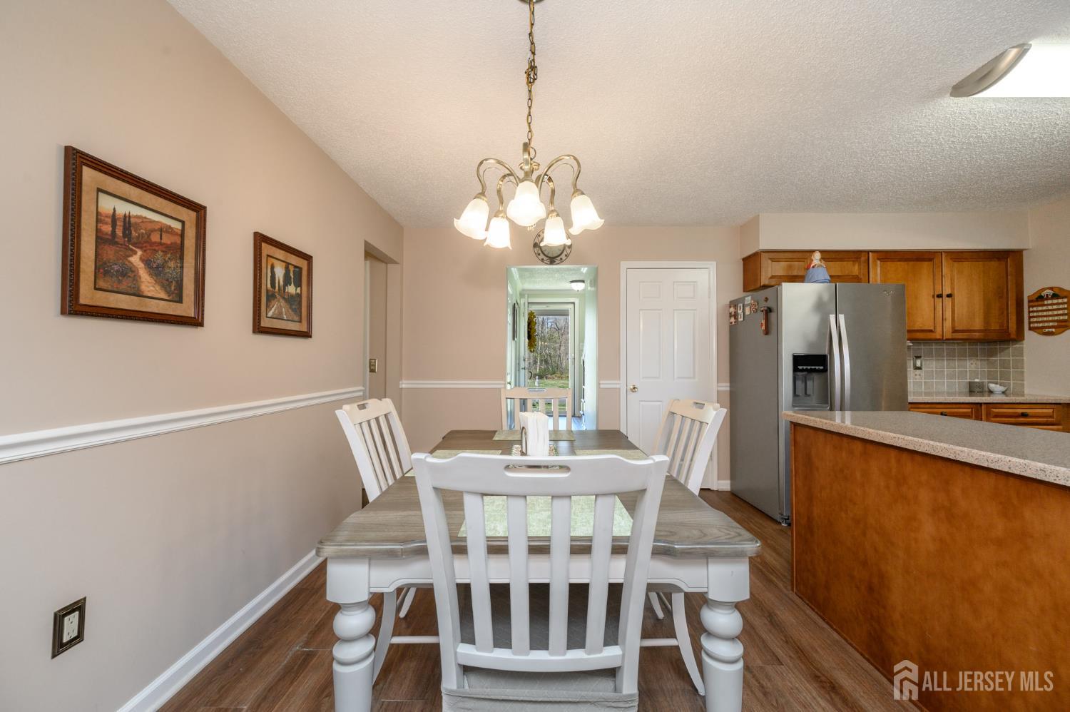 109 Concord Circle Howell, NJ 07731 - Photo 10 of 42