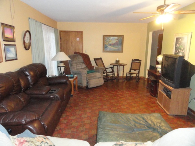 7815 Switchboard Road Spencer, IN 47460 - Photo 4 of 7 Gallery Image 4