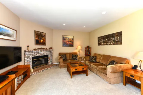 $999,000 | 318 Schiappino Street, Santa Rosa, CA 95409