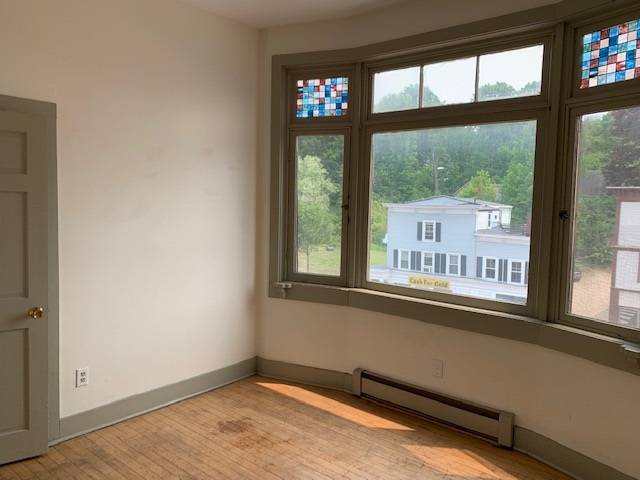 408 Central Street, Unit 8 Franklin, NH 03235 - Photo 1 of 5