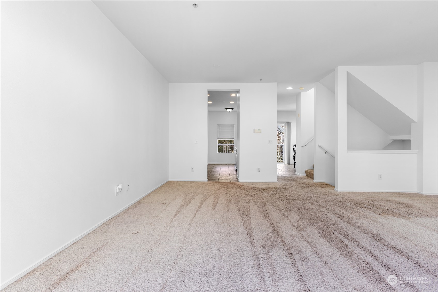 16331 118th Lane Northeast Bothell, WA 98011 - Photo 6 of 35 Gallery Image 6