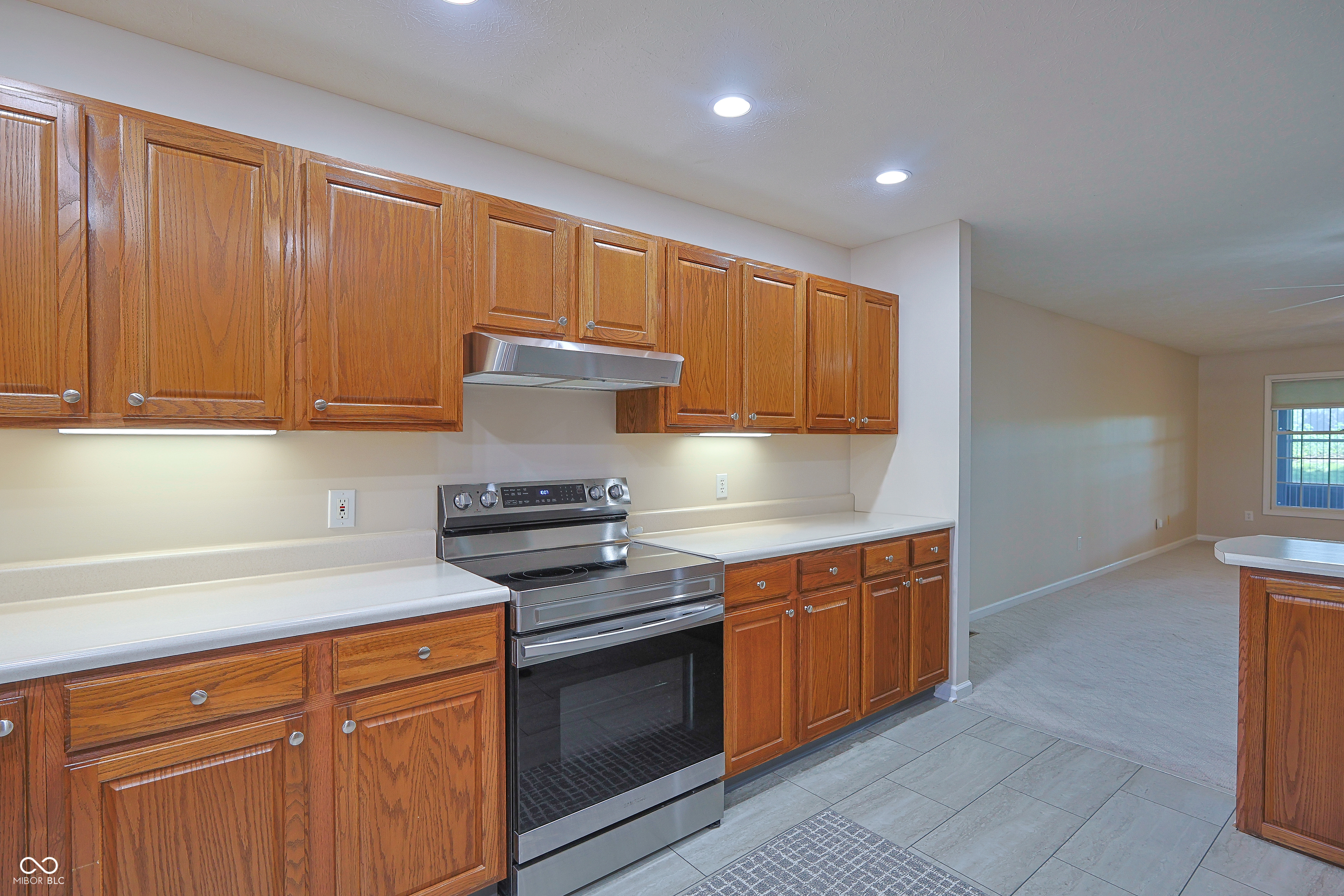 7005 Stratton Court Columbus, IN 47203 - Photo 16 of 36 Gallery Image 16