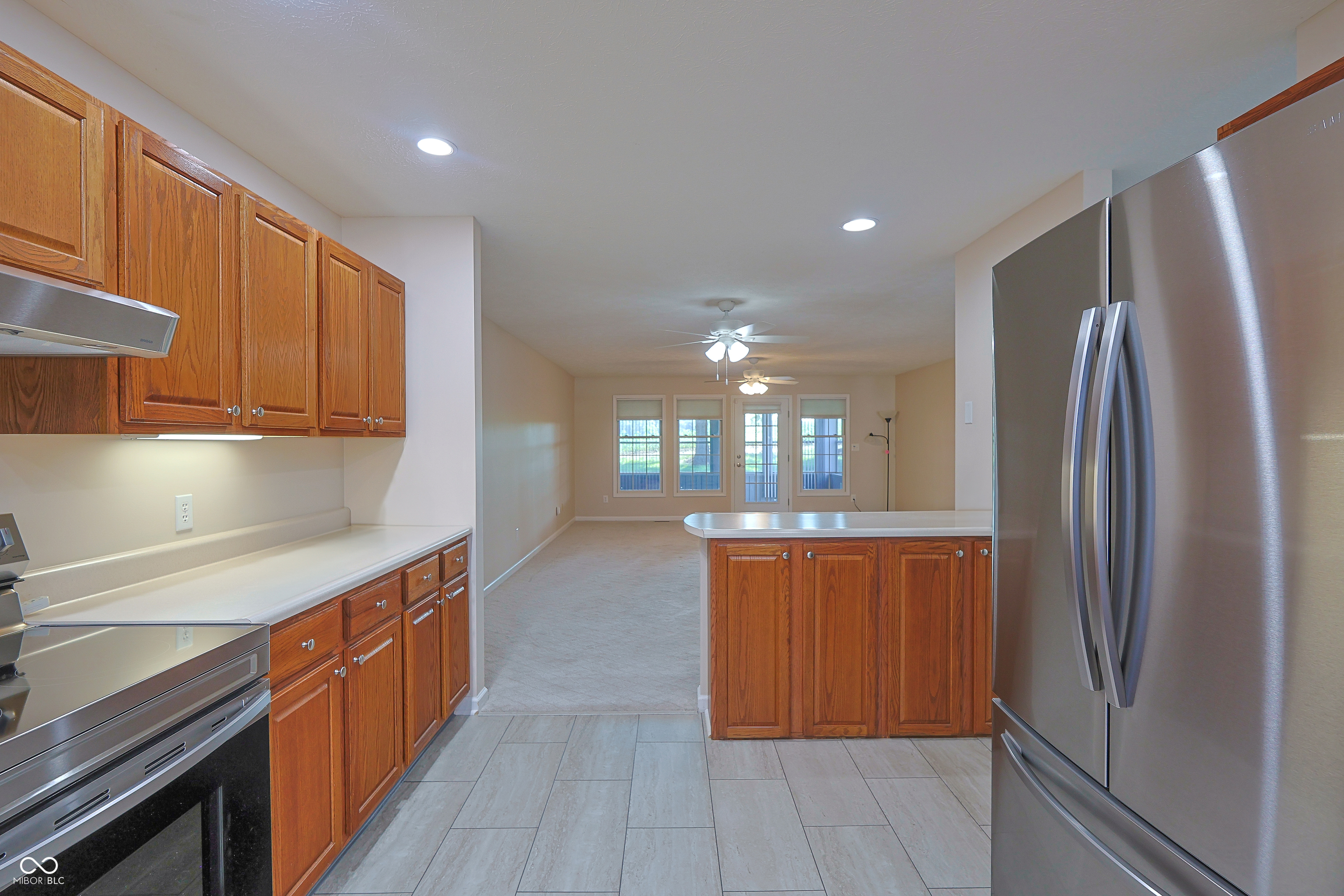 7005 Stratton Court Columbus, IN 47203 - Photo 17 of 36 Gallery Image 17