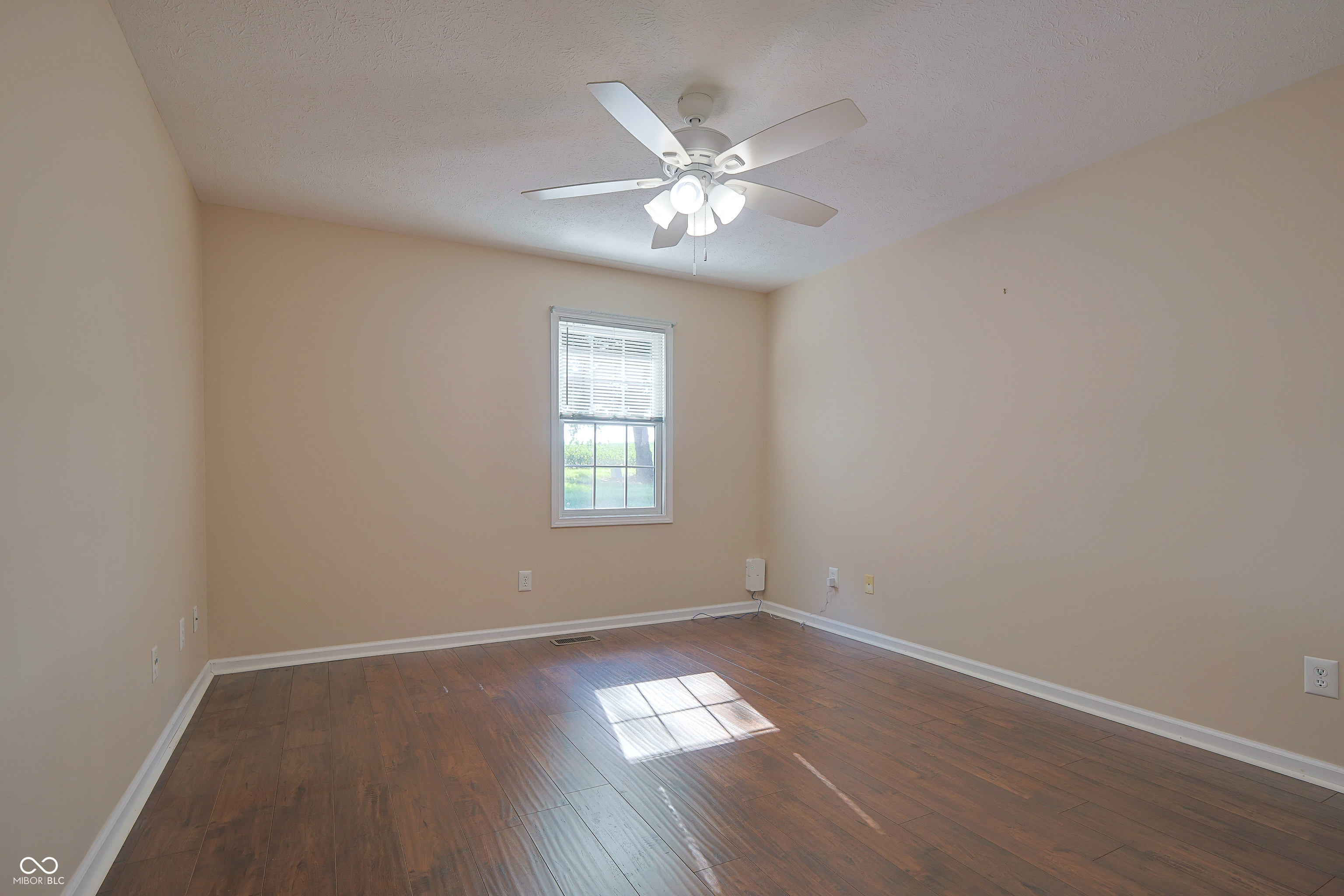 7005 Stratton Court Columbus, IN 47203 - Photo 20 of 36 Gallery Image 20