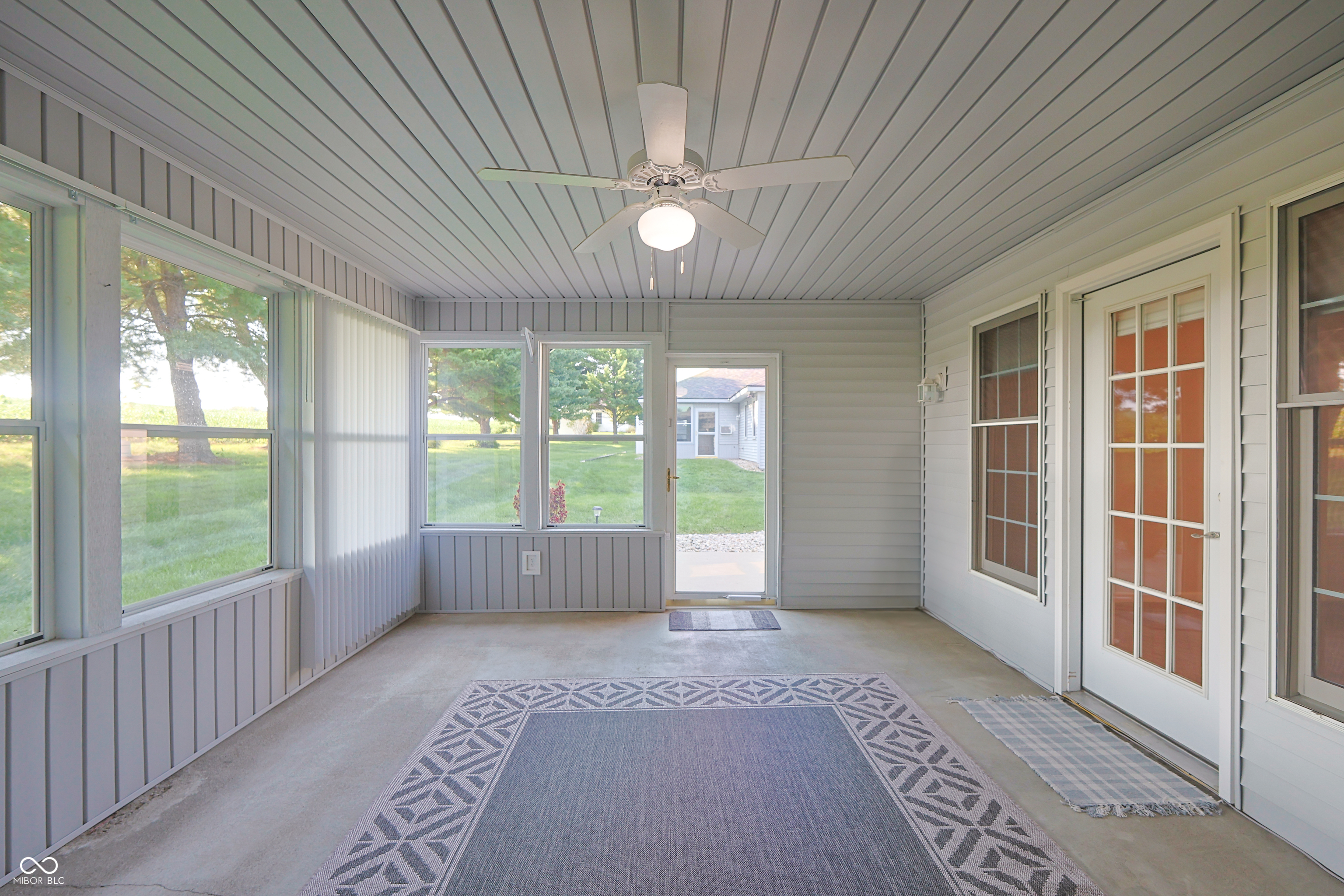 7005 Stratton Court Columbus, IN 47203 - Photo 32 of 36 Gallery Image 32