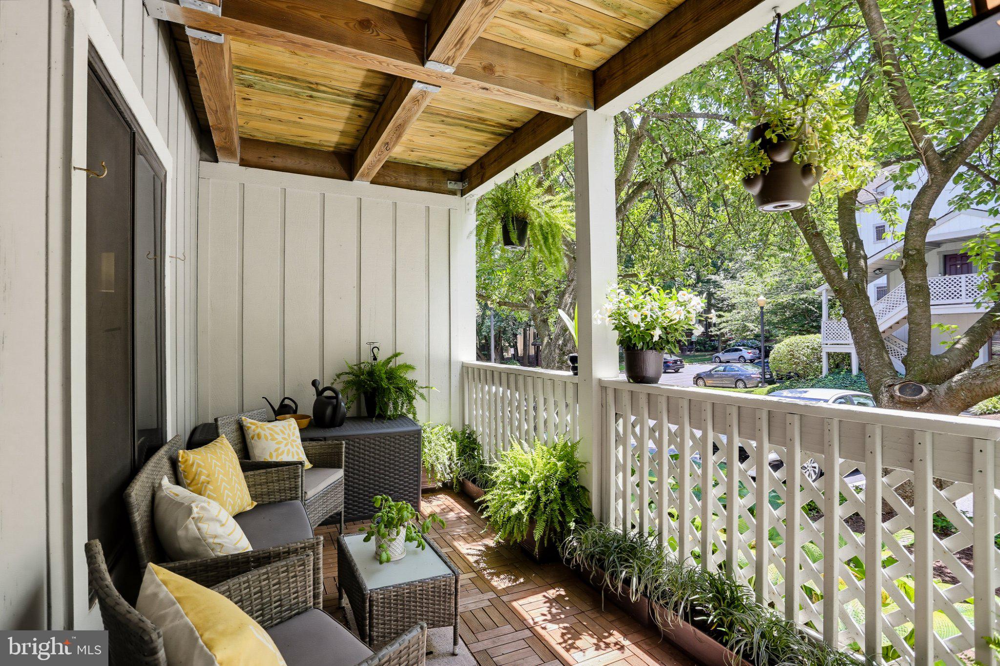 2205 Hunter's Run Drive Reston, VA 20191 - Photo 31 of 44 Gallery Image 31