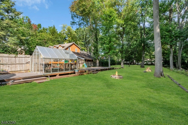 23 Evergreen Avenue Springfield, NJ 07081 - Photo 36 of 37 Gallery Image 36