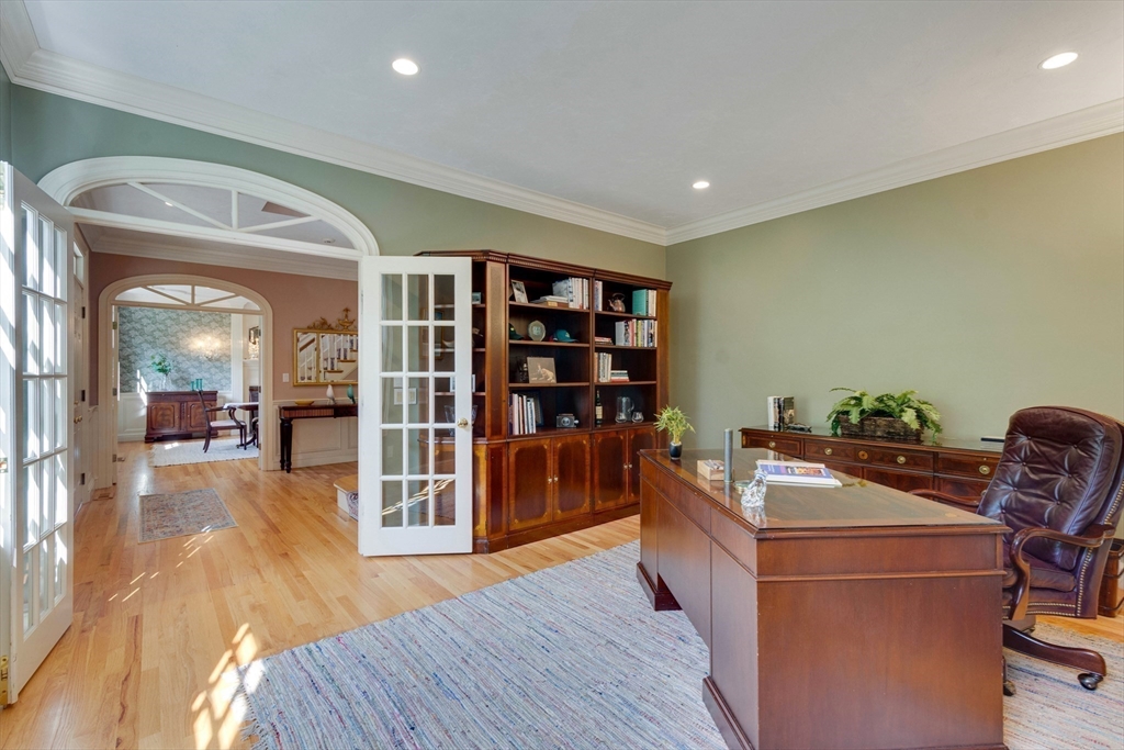 88 Winter Street Lincoln, MA 01773 - Photo 15 of 40