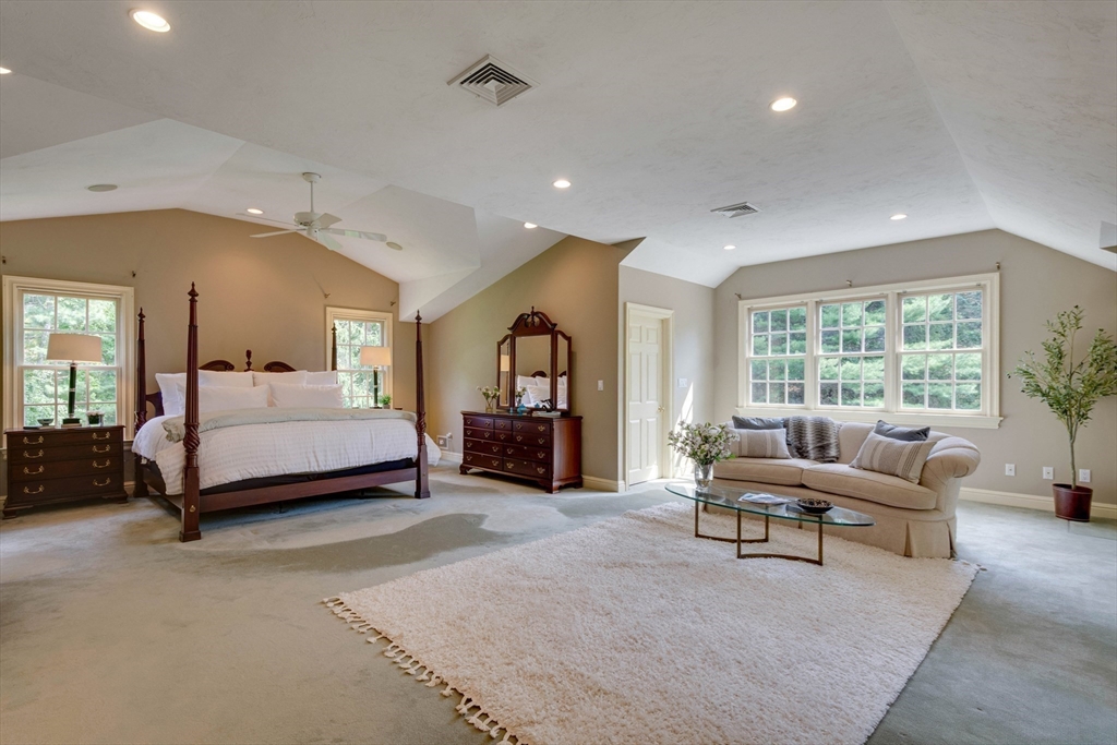 88 Winter Street Lincoln, MA 01773 - Photo 17 of 40