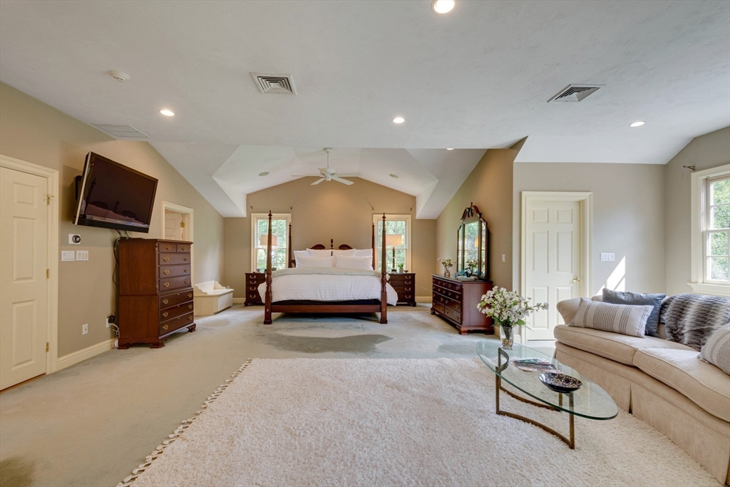 88 Winter Street Lincoln, MA 01773 - Photo 20 of 40