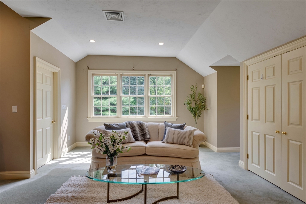 88 Winter Street Lincoln, MA 01773 - Photo 21 of 40