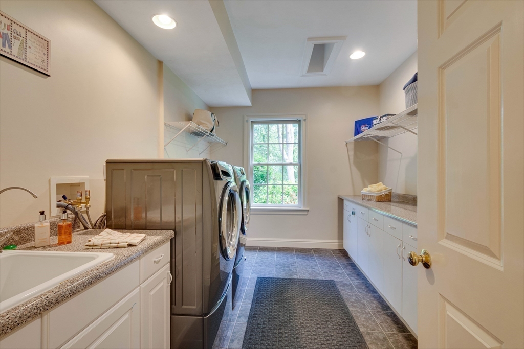 88 Winter Street Lincoln, MA 01773 - Photo 31 of 40