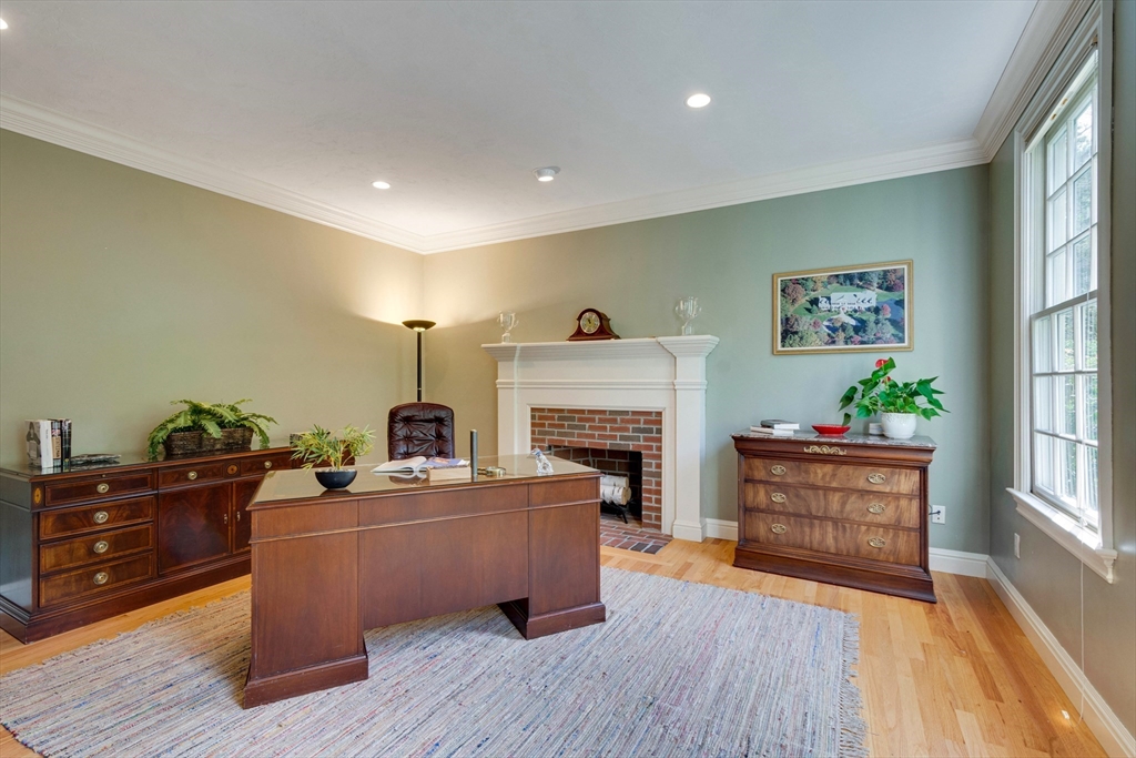 88 Winter Street Lincoln, MA 01773 - Photo 4 of 40