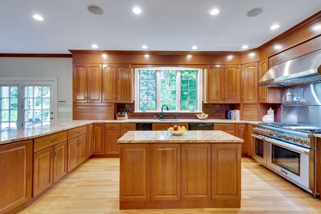 88 Winter Street Lincoln, MA 01773 - Photo 6 of 40