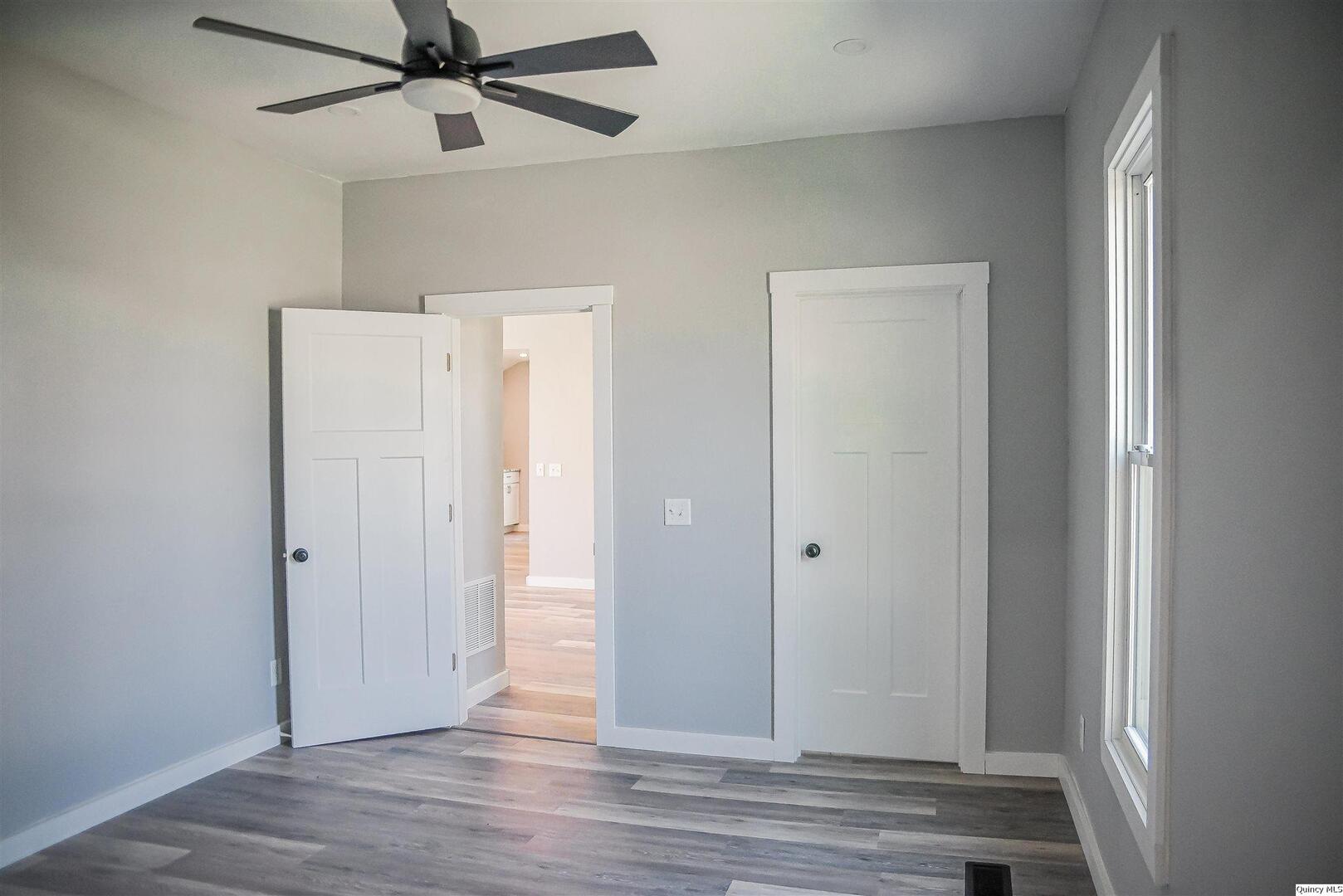 113 West 4th Street Golden, IL 62339 - Photo 7 of 14