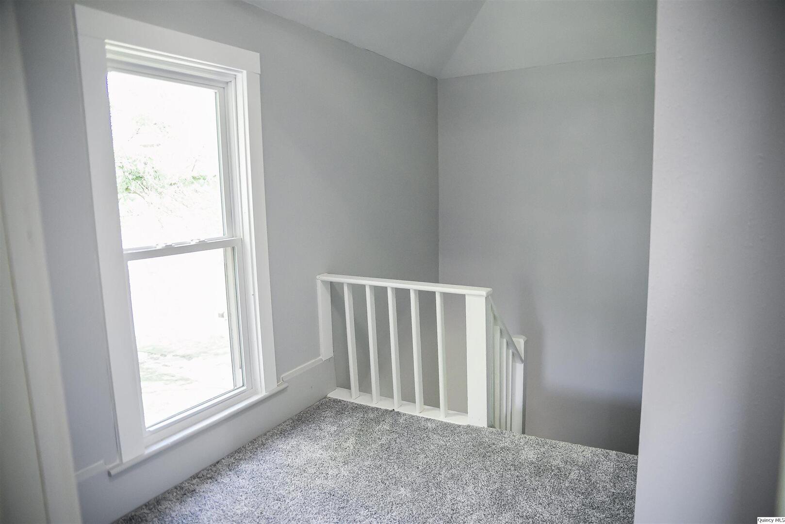 113 West 4th Street Golden, IL 62339 - Photo 10 of 14