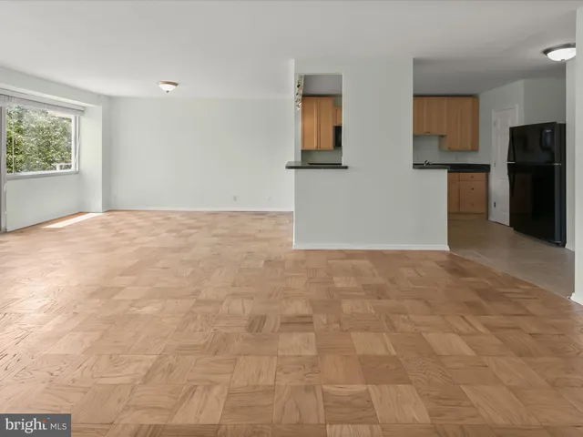 $285,000 | 4515 Willard Avenue, Unit 607S, Chevy Chase, MD 20815