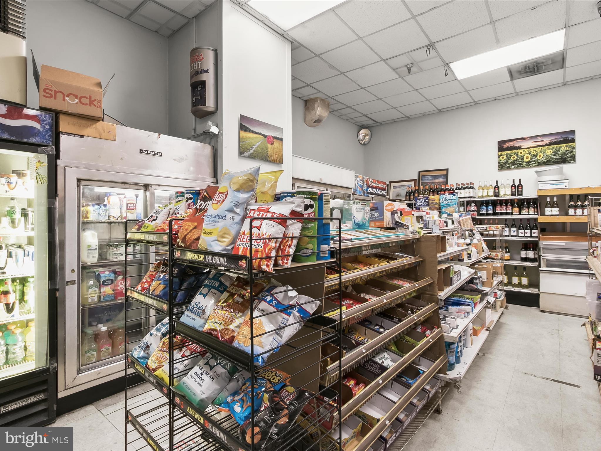 4515 Willard Avenue, Unit 607S Chevy Chase, MD 20815 - Photo 58 of 80 Convenience Store