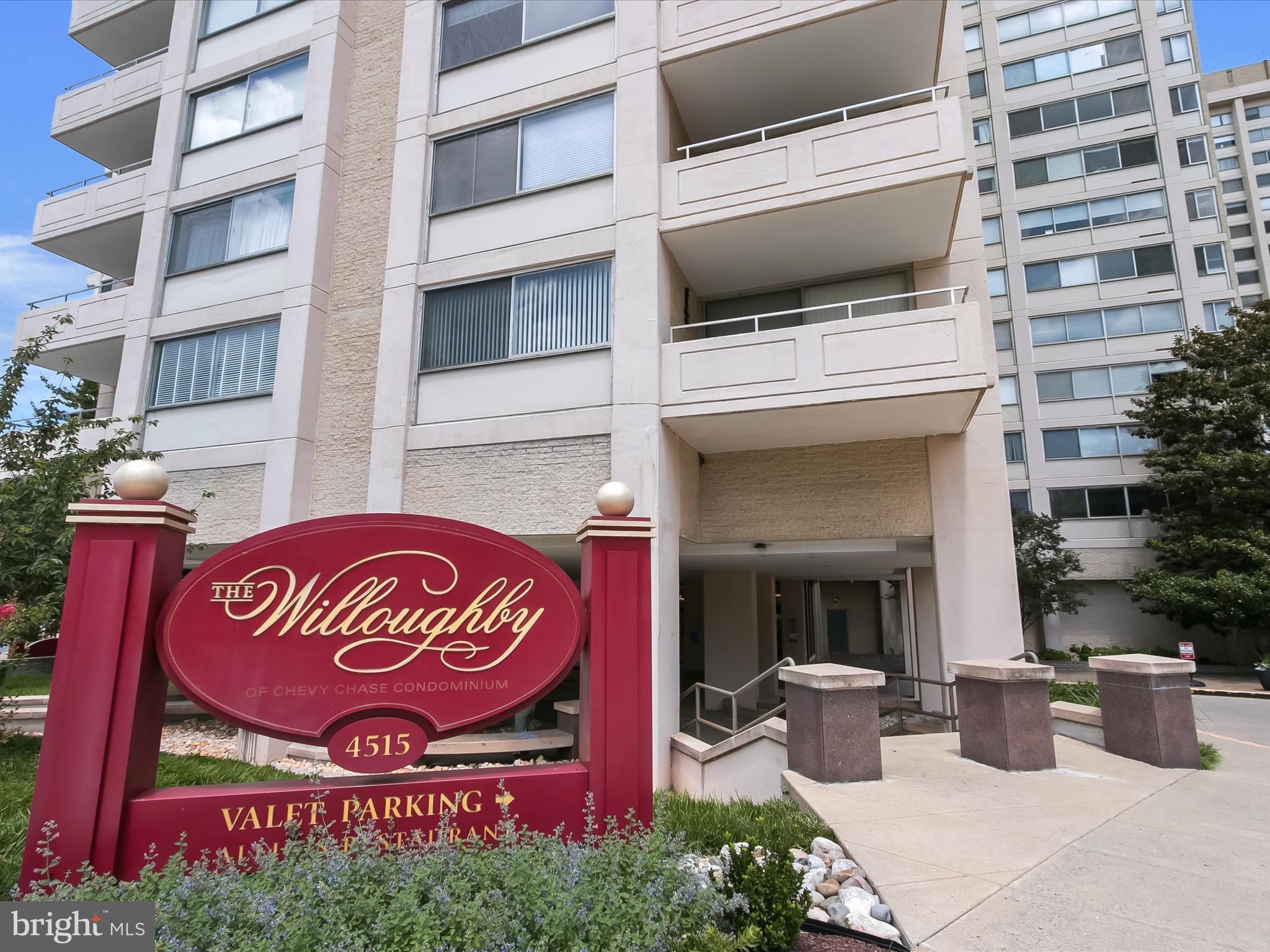 4515 Willard Avenue, Unit 607S Chevy Chase, MD 20815 - Photo 7 of 80 Inviting Entrance