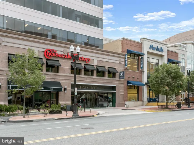 $285,000 | 4515 Willard Avenue, Unit 607S, Chevy Chase, MD 20815