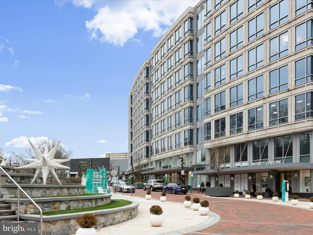 $285,000 | 4515 Willard Avenue, Unit 607S, Chevy Chase, MD 20815