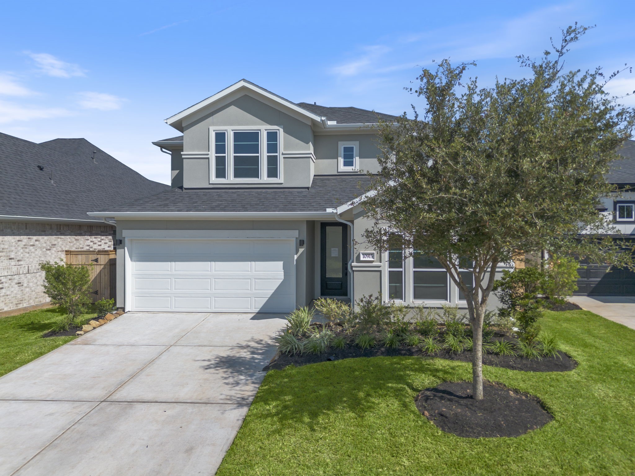 10915 Middle Rdg Drive Missouri City, TX 77459 - Photo 2 of 43