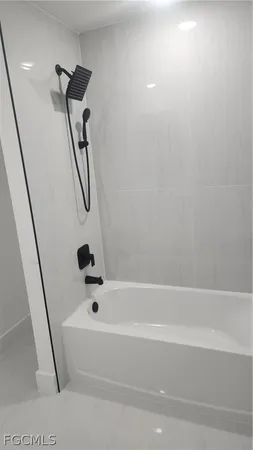 $2,100 | 219 Bell Boulevard, Lehigh Acres, FL 33974