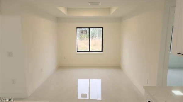 $2,100 | 219 Bell Boulevard, Lehigh Acres, FL 33974