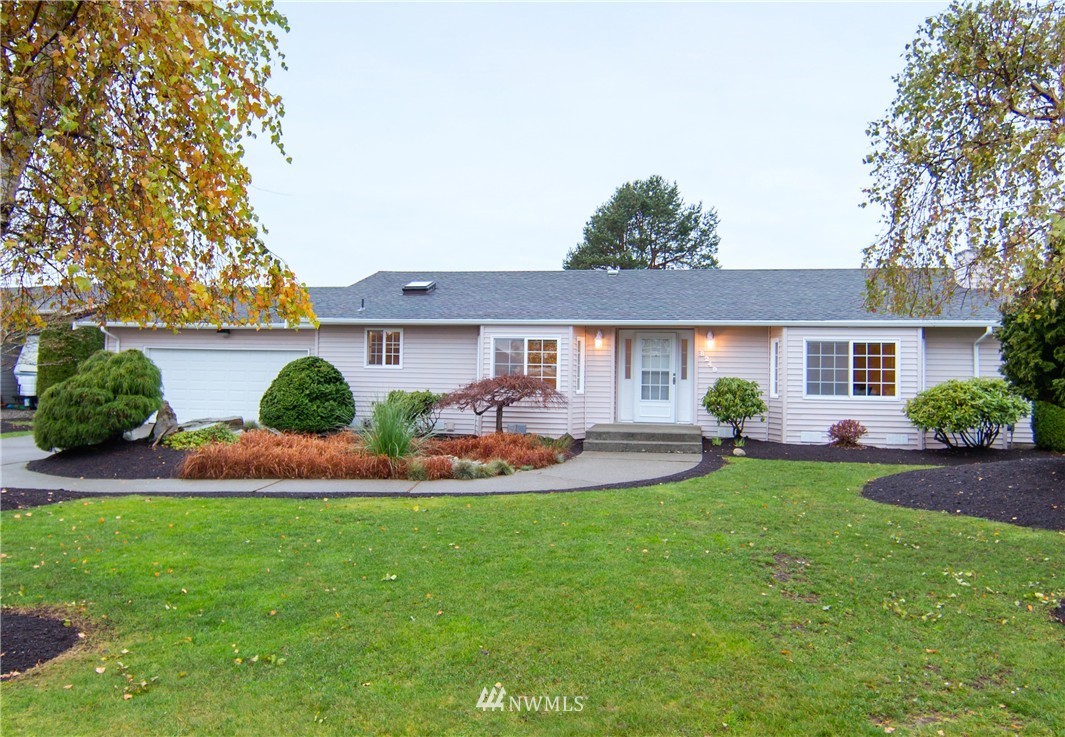 8249 Comox Road Birch Bay, WA 98230 - Photo 1 of 25 Gallery Image 1
