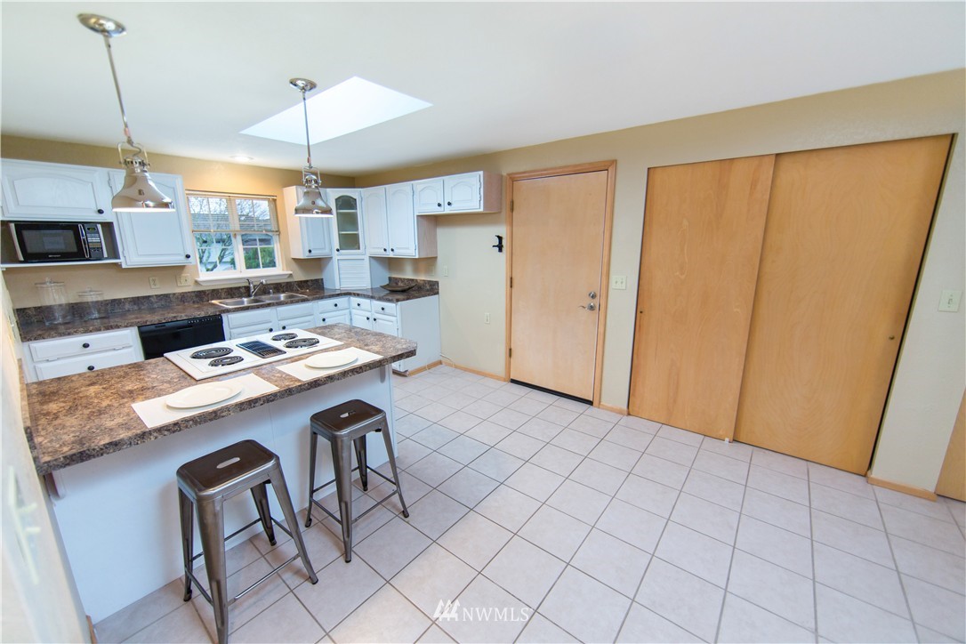 8249 Comox Road Birch Bay, WA 98230 - Photo 7 of 25 Gallery Image 7