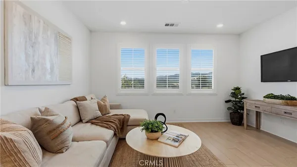 $625,000 | 110 Mountaineer Drive, Rancho Mission Viejo, CA 92694