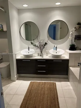 $6,000 | 2950 Northeast 188th Street, Unit 543, Aventura, FL 33180