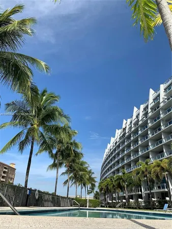 $6,000 | 2950 Northeast 188th Street, Unit 543, Aventura, FL 33180