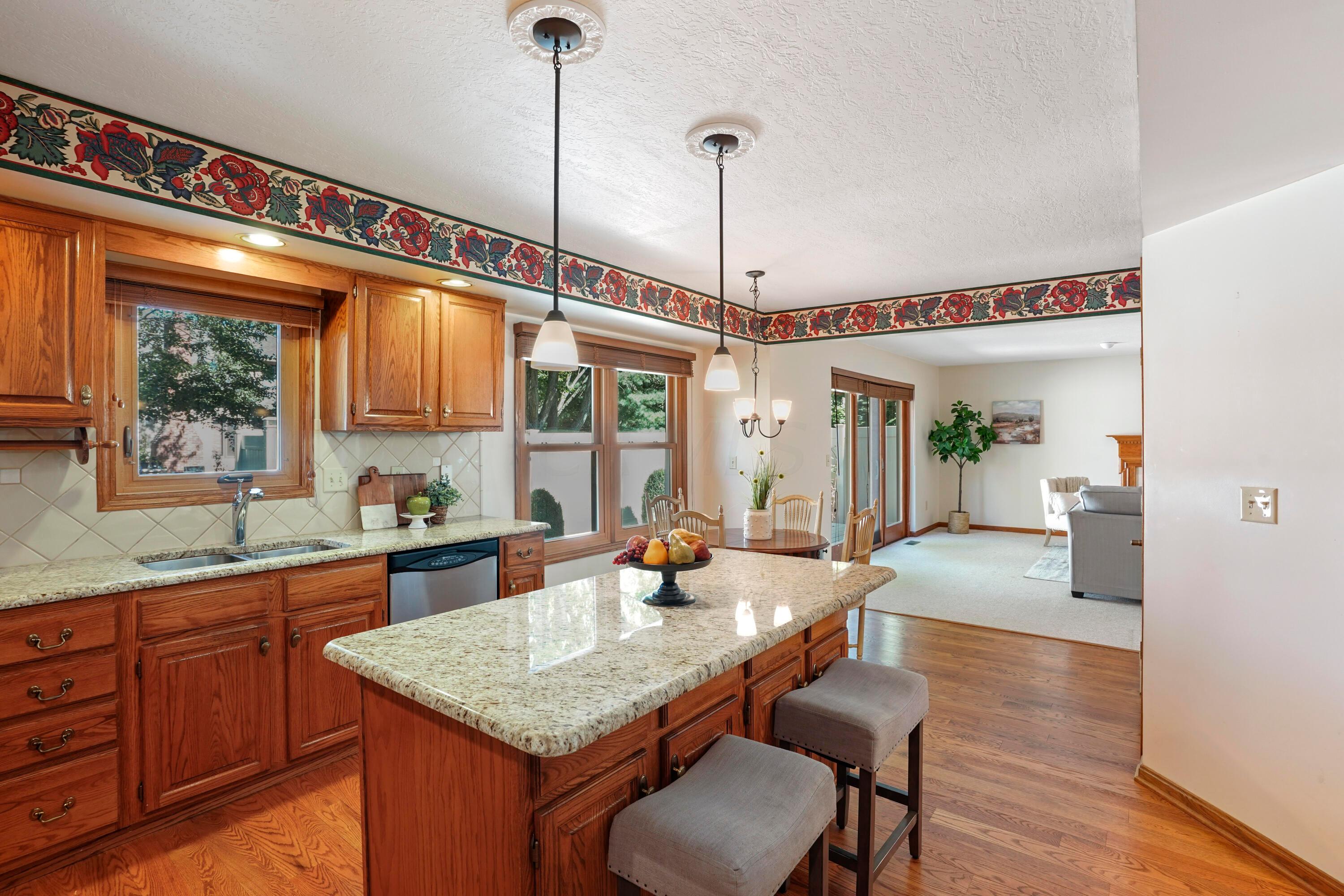 913 Riva Ridge Boulevard Columbus, OH 43230 - Photo 14 of 52 Gallery Image 14