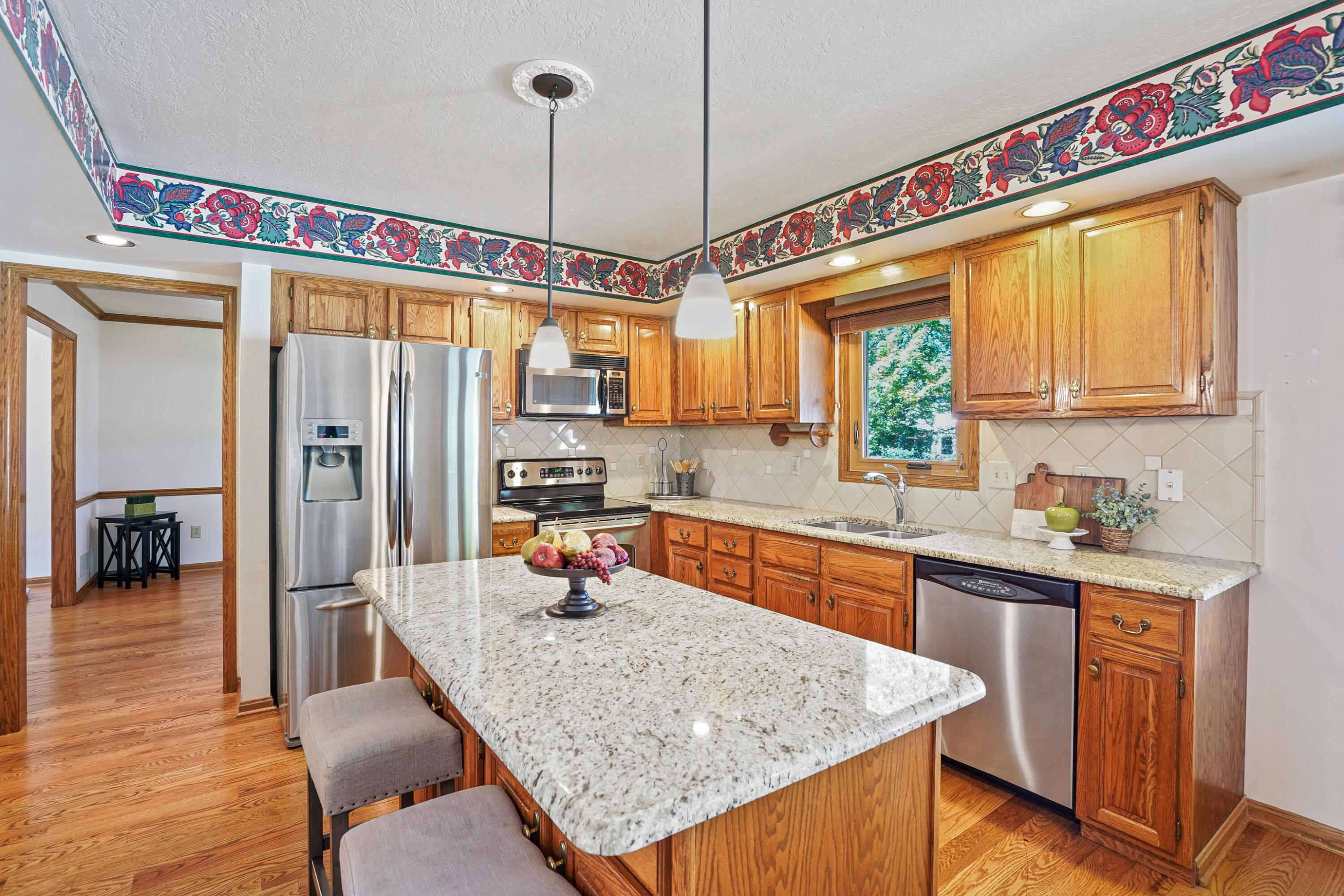 913 Riva Ridge Boulevard Columbus, OH 43230 - Photo 15 of 52 Gallery Image 15
