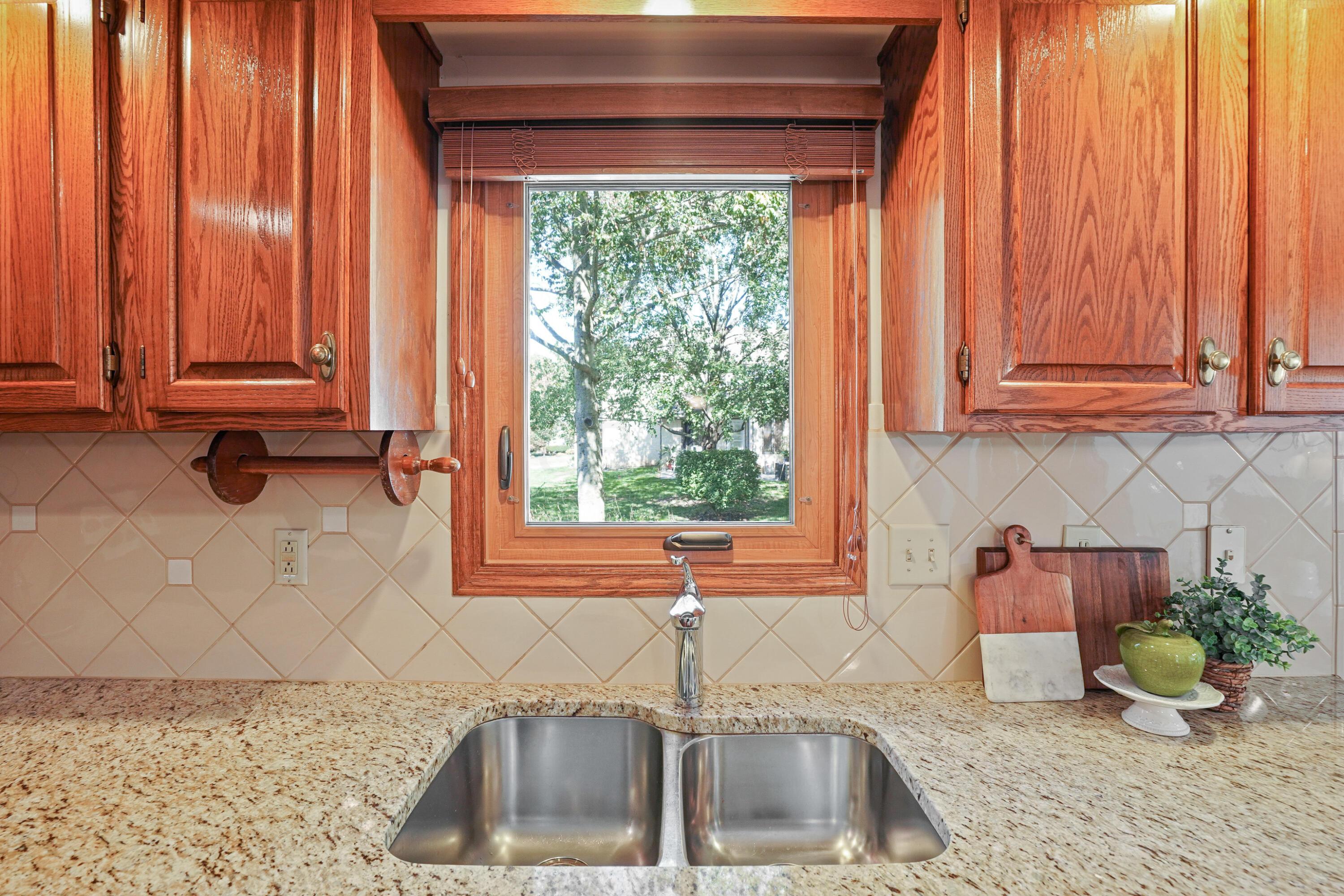 913 Riva Ridge Boulevard Columbus, OH 43230 - Photo 17 of 52 Gallery Image 17