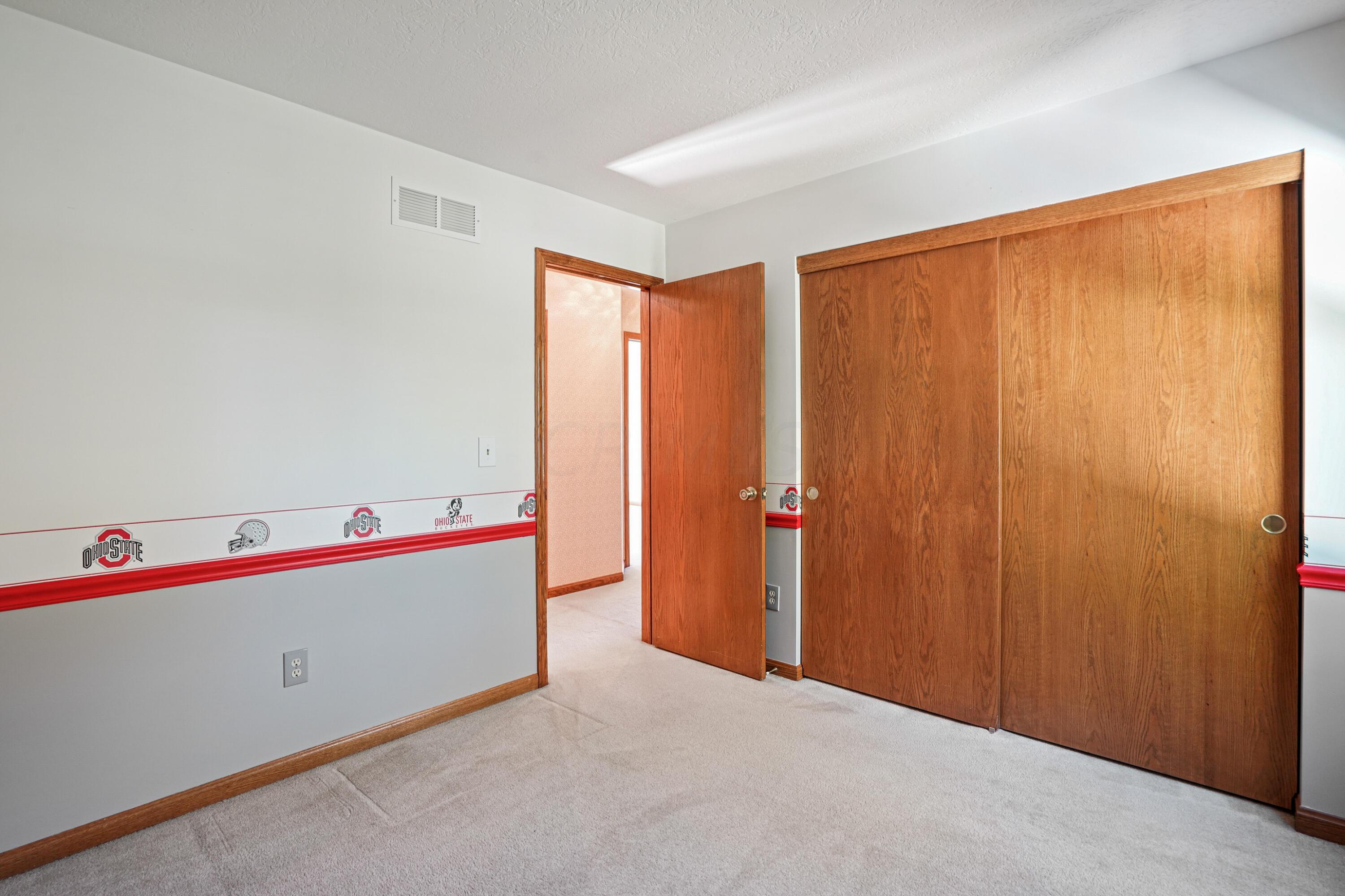 913 Riva Ridge Boulevard Columbus, OH 43230 - Photo 33 of 52 Gallery Image 33