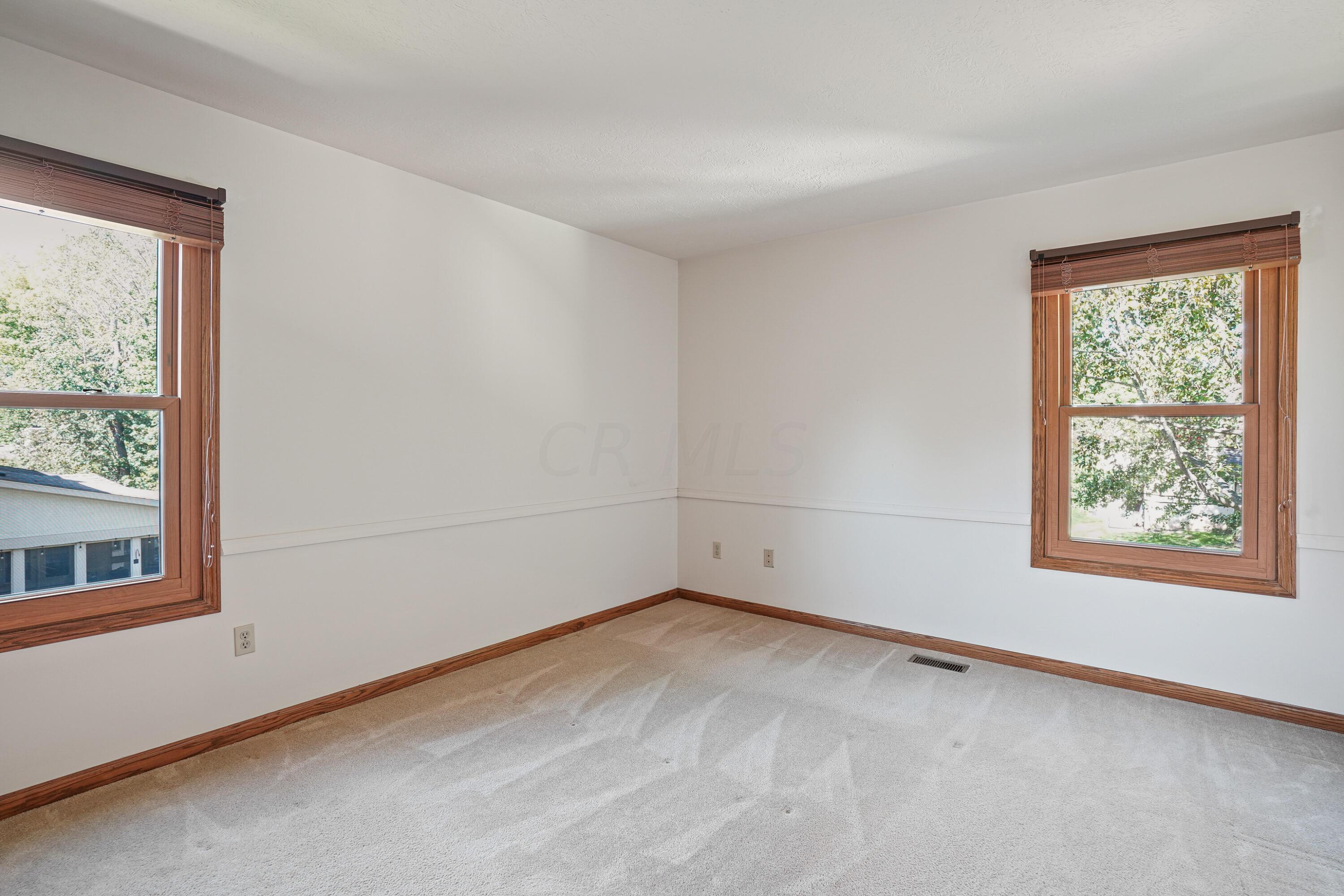 913 Riva Ridge Boulevard Columbus, OH 43230 - Photo 35 of 52 Gallery Image 35