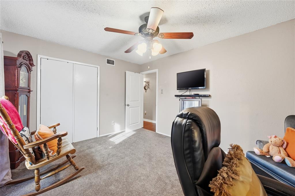 6805 Wagonet Road Forest Hill, TX 76140 - Photo 27 of 34
