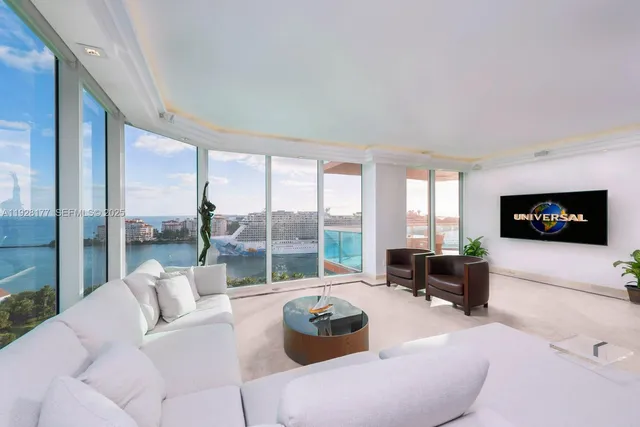 $13,000 | 300 South Pointe Drive, Unit 1701, Miami Beach, FL 33139