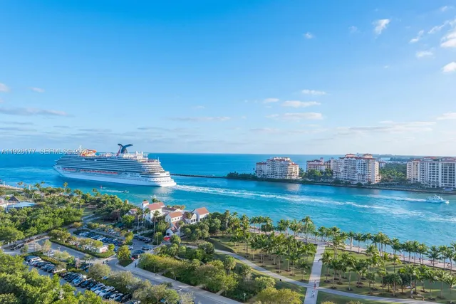 $13,000 | 300 South Pointe Drive, Unit 1701, Miami Beach, FL 33139