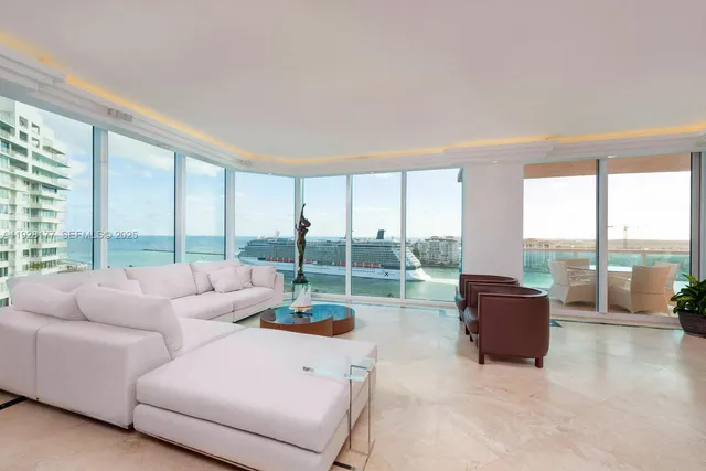 $13,000 | 300 South Pointe Drive, Unit 1701, Miami Beach, FL 33139