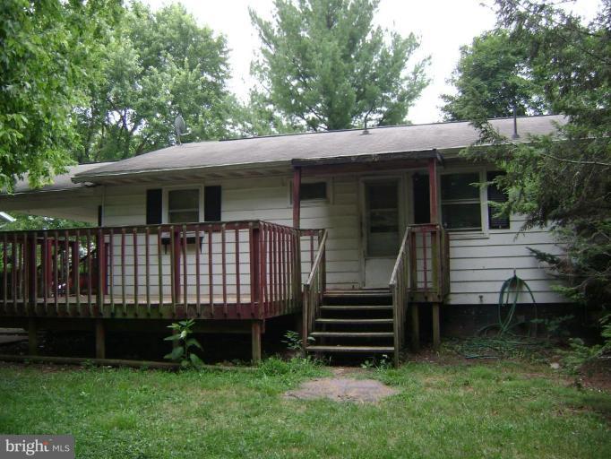 102 Marl Drive Ranson, WV 25438 - Photo 2 of 9 Exterior (Rear)