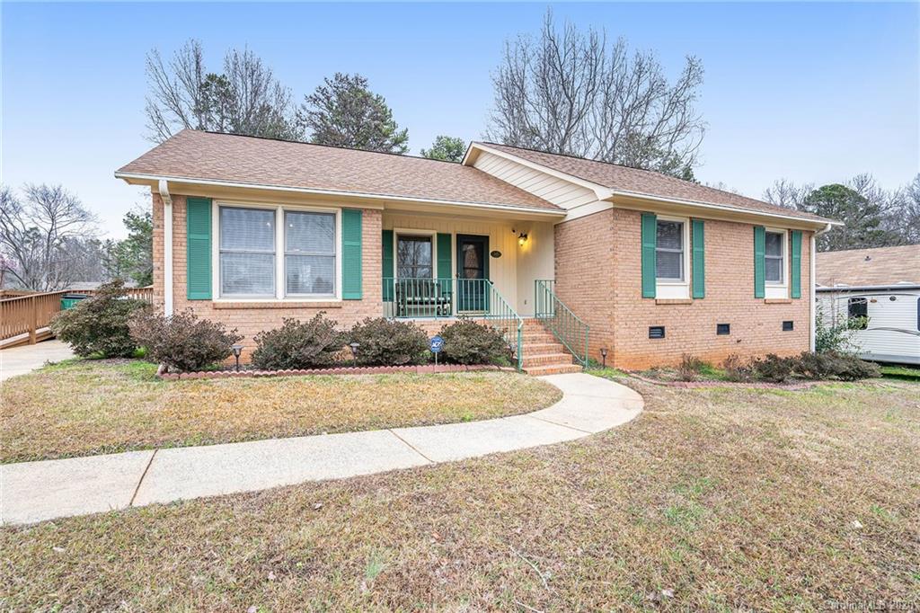 8615 Beechbrooke Road, Unit 2 Charlotte, NC 28227 - Photo 1 of 37 Gallery Image 1