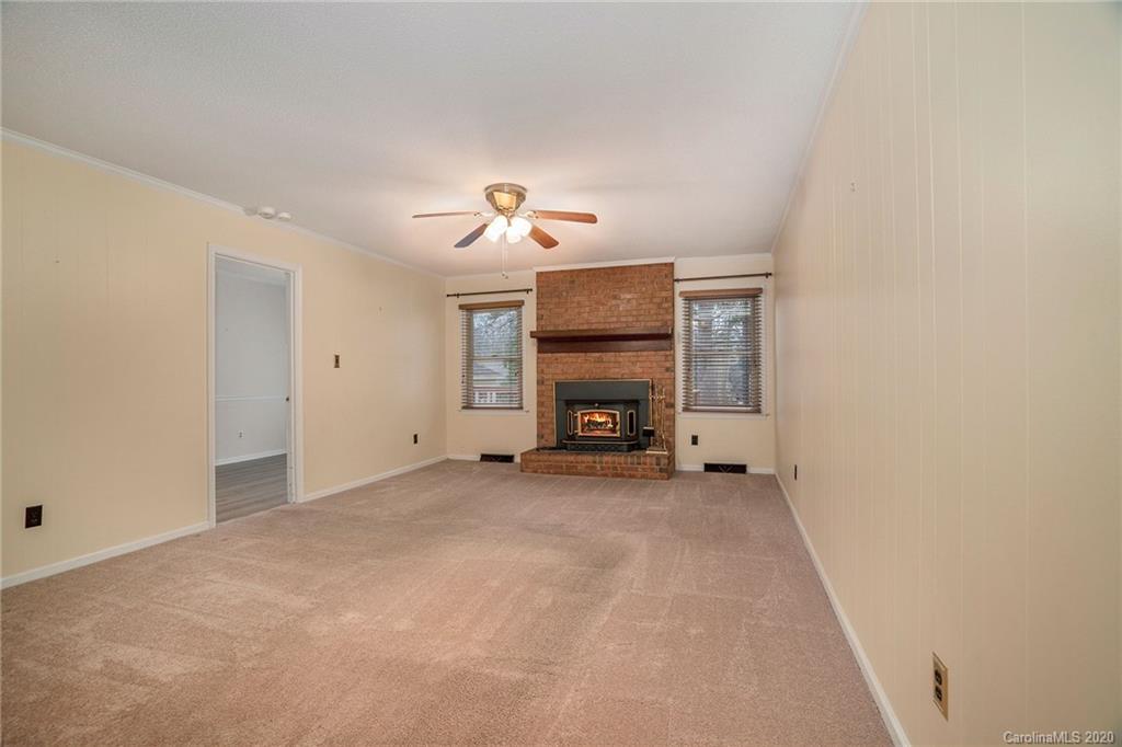 8615 Beechbrooke Road, Unit 2 Charlotte, NC 28227 - Photo 13 of 37 Gallery Image 13