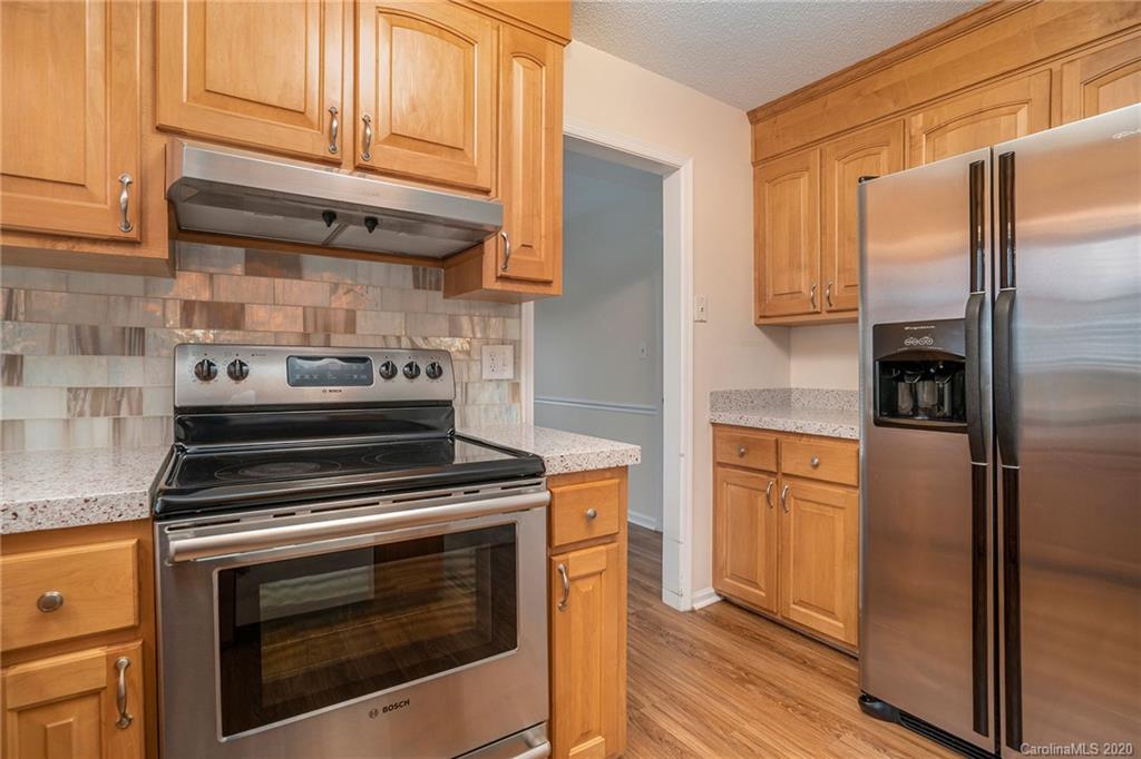 8615 Beechbrooke Road, Unit 2 Charlotte, NC 28227 - Photo 16 of 37 Gallery Image 16