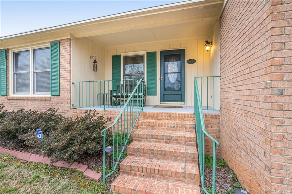 8615 Beechbrooke Road, Unit 2 Charlotte, NC 28227 - Photo 3 of 37 Gallery Image 3